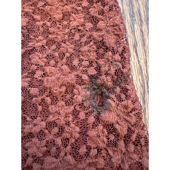 Gap Rust Lace Top - XS, Scoop Back, "Red" Vibes! (Flaws) - Picture 3 of 5